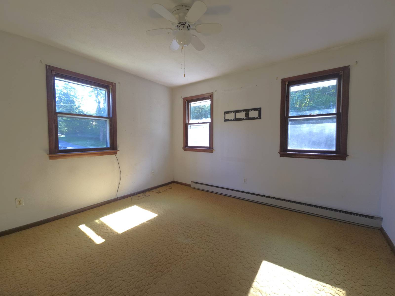 #8 photo, 46 Cone Place, Leeds , NY 12451