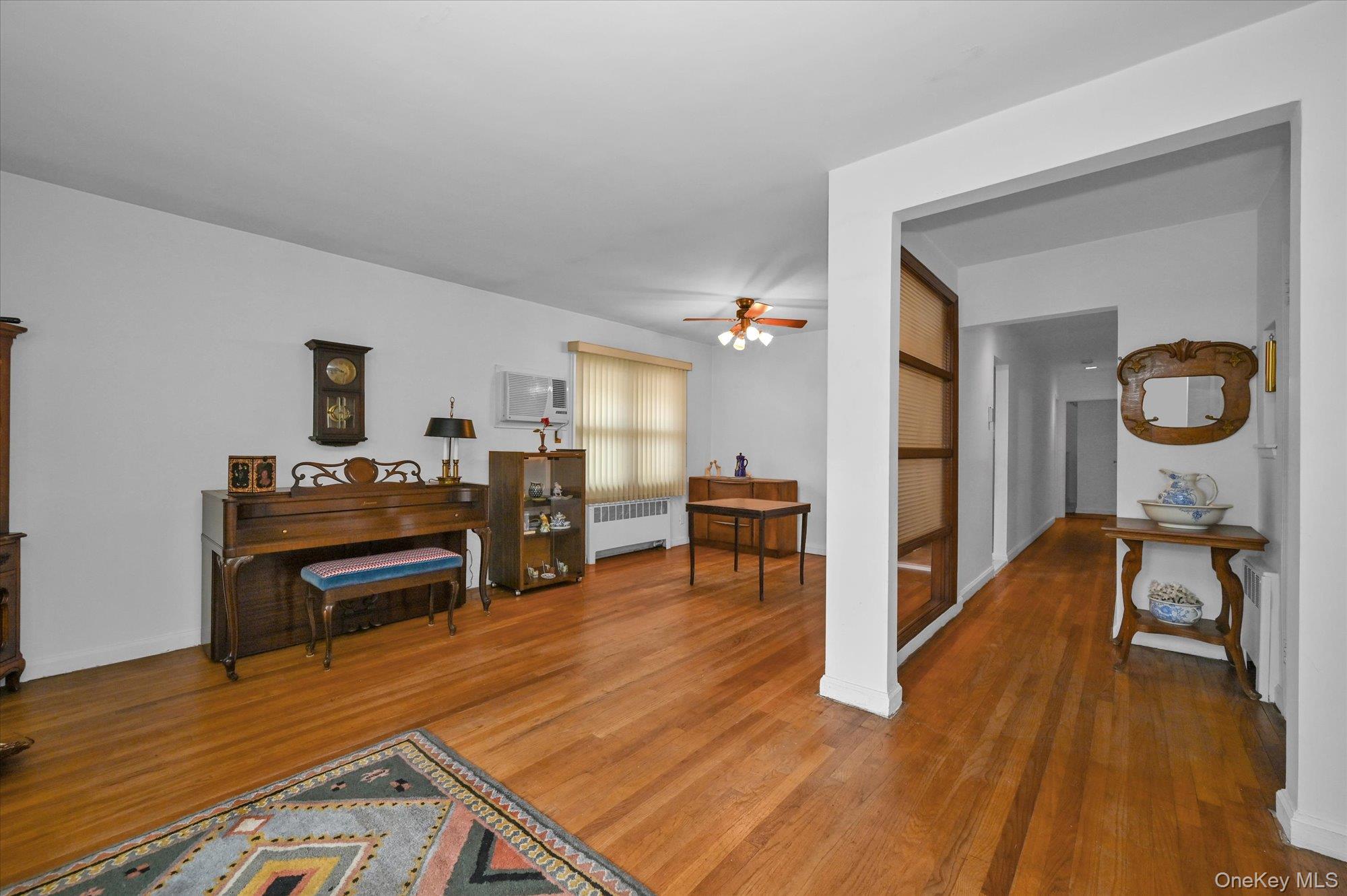 #6 photo, 82-11 232nd Street, Bellerose Manor , NY 11427