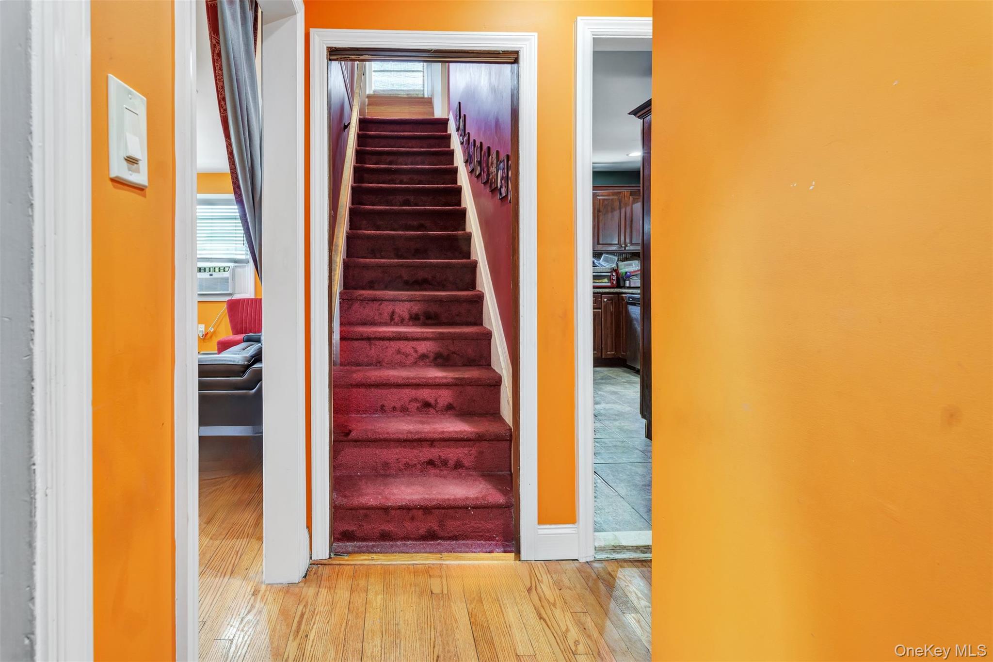 #13 photo, 737 Lowell Road, ナッソー郡 Uniondale , NY 11553