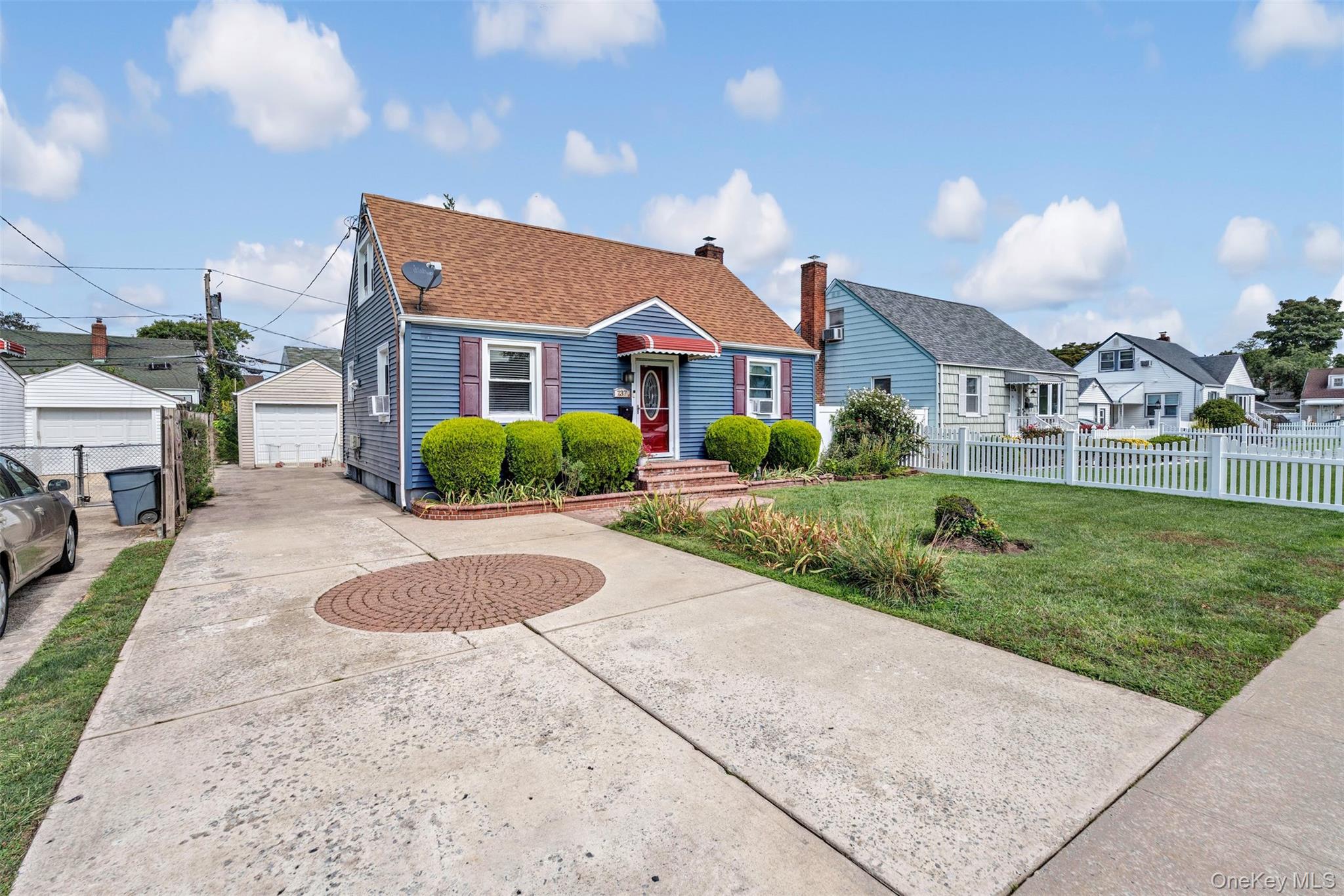 #2 photo, 737 Lowell Road, ナッソー郡 Uniondale , NY 11553