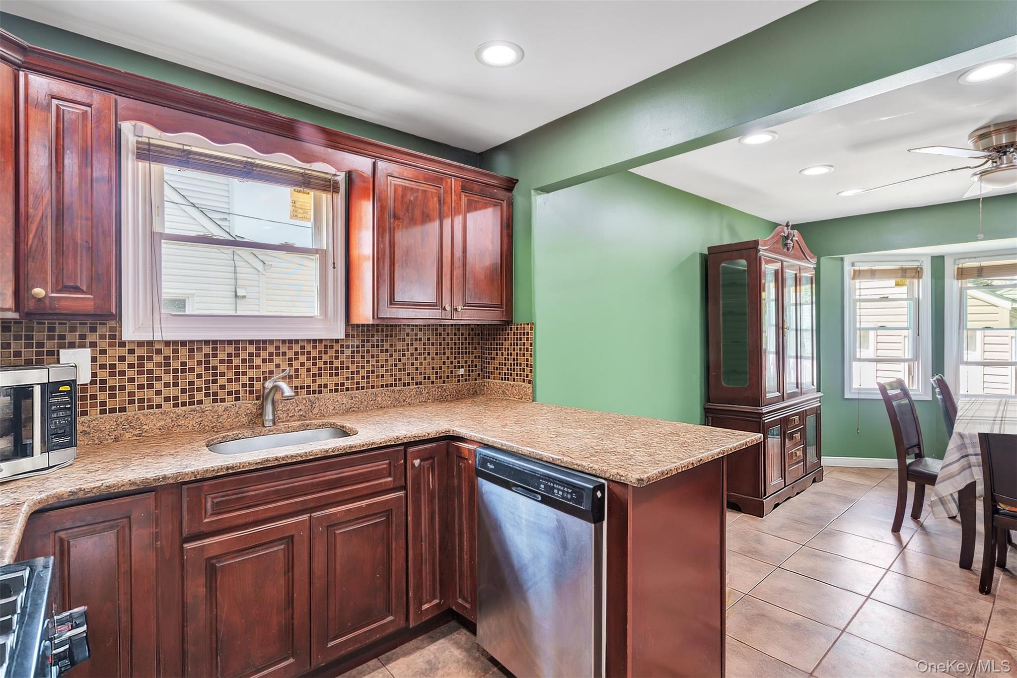 #6 photo, 737 Lowell Road, ナッソー郡 Uniondale , NY 11553