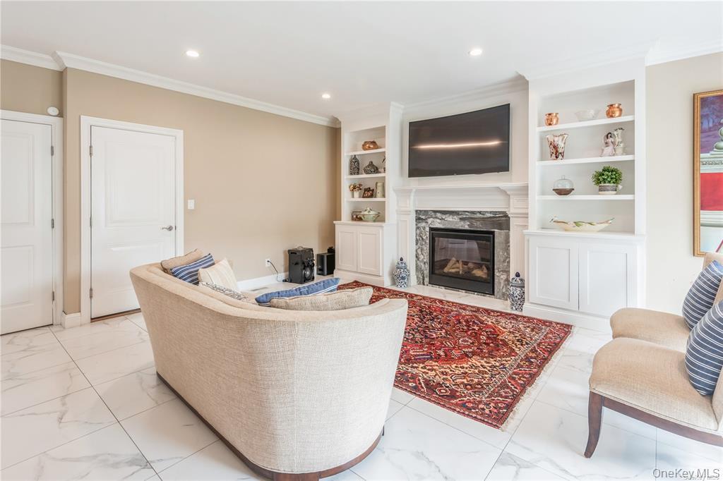 #14 photo, 45 Meeting Lane, ナッソー郡 Hicksville , NY 11801