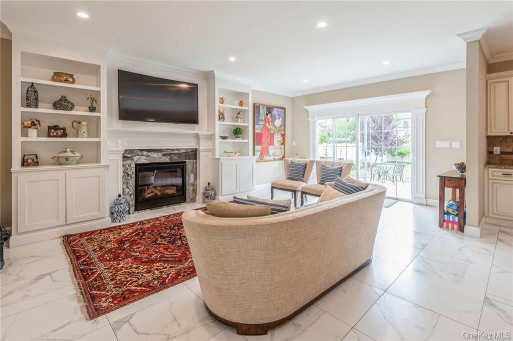 #15 photo, 45 Meeting Lane, ナッソー郡 Hicksville , NY 11801