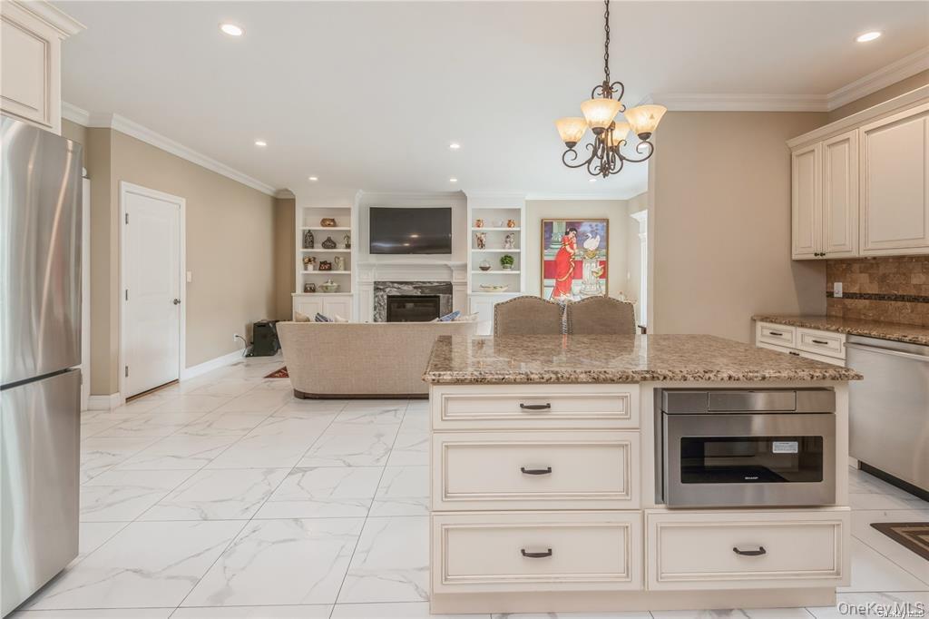 #16 photo, 45 Meeting Lane, ナッソー郡 Hicksville , NY 11801