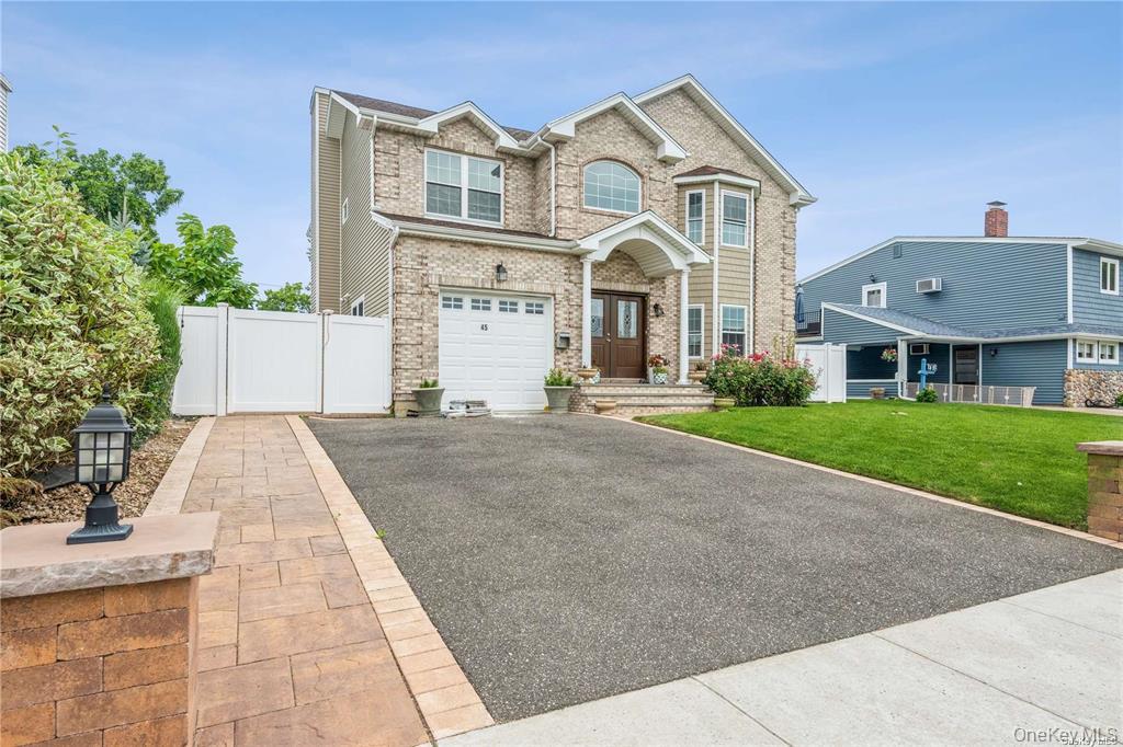 #3 photo, 45 Meeting Lane, ナッソー郡 Hicksville , NY 11801