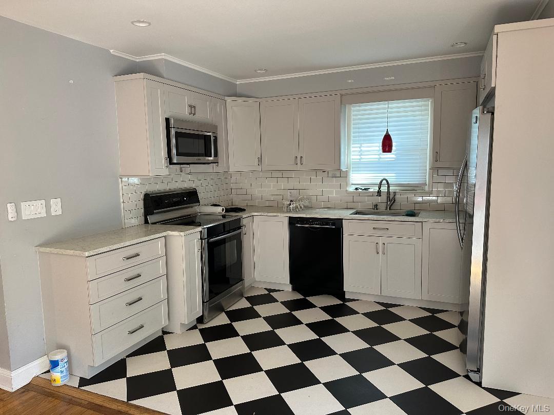 #18 photo, 611 Asharoken Boulevard, サフォーク郡 Bay Shore , NY 11706