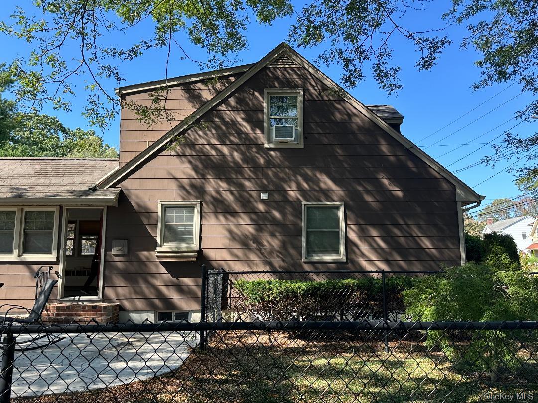 #5 photo, 611 Asharoken Boulevard, サフォーク郡 Bay Shore , NY 11706