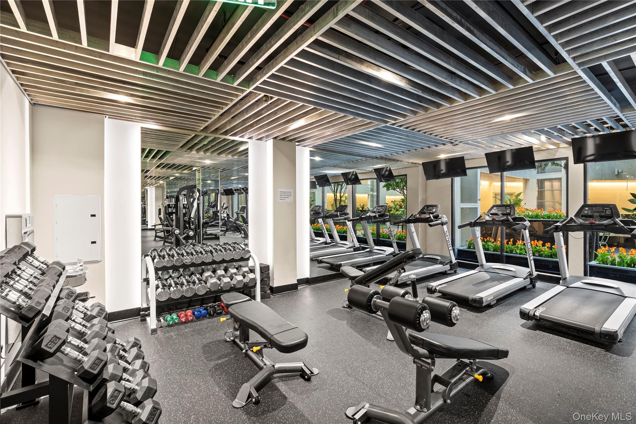 #8 photo, 20 Burling Lane, New Rochelle , NY 10801