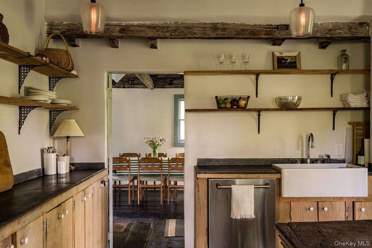 #10 photo, 24 Van Wyck Lane, Claverack , NY 12534