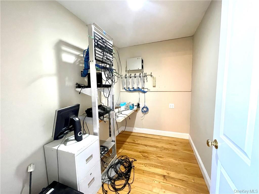 #20 photo, 4354-4356 Albany Post Road, Hyde Park , NY 12538