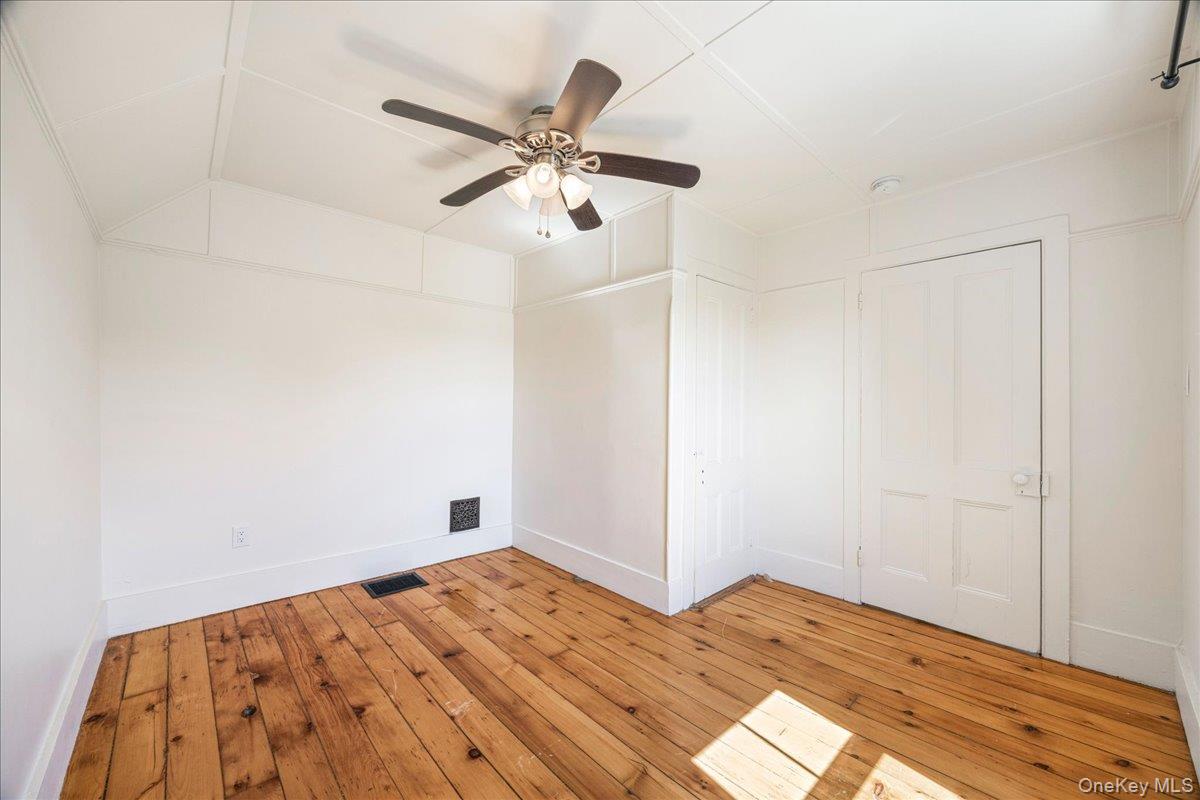 #14 photo, 26 High Street, Warwick , NY 10990