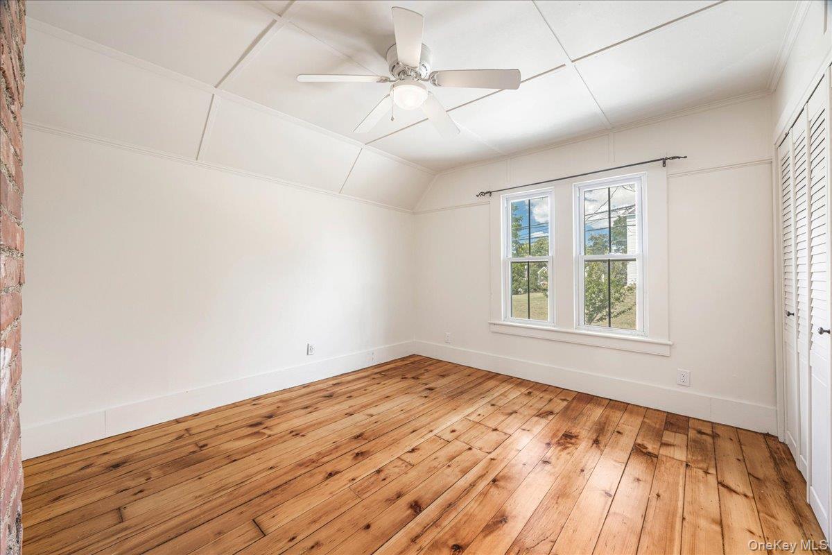 #15 photo, 26 High Street, Warwick , NY 10990