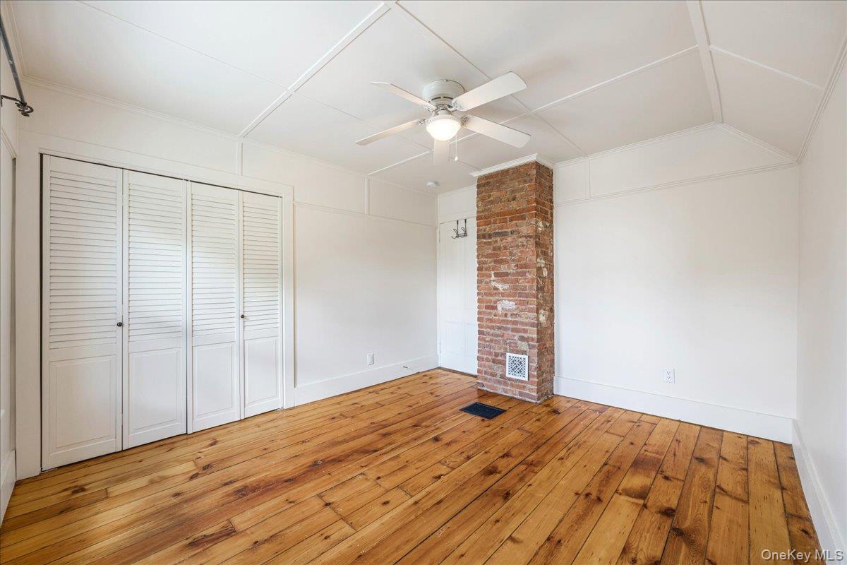 #16 photo, 26 High Street, Warwick , NY 10990