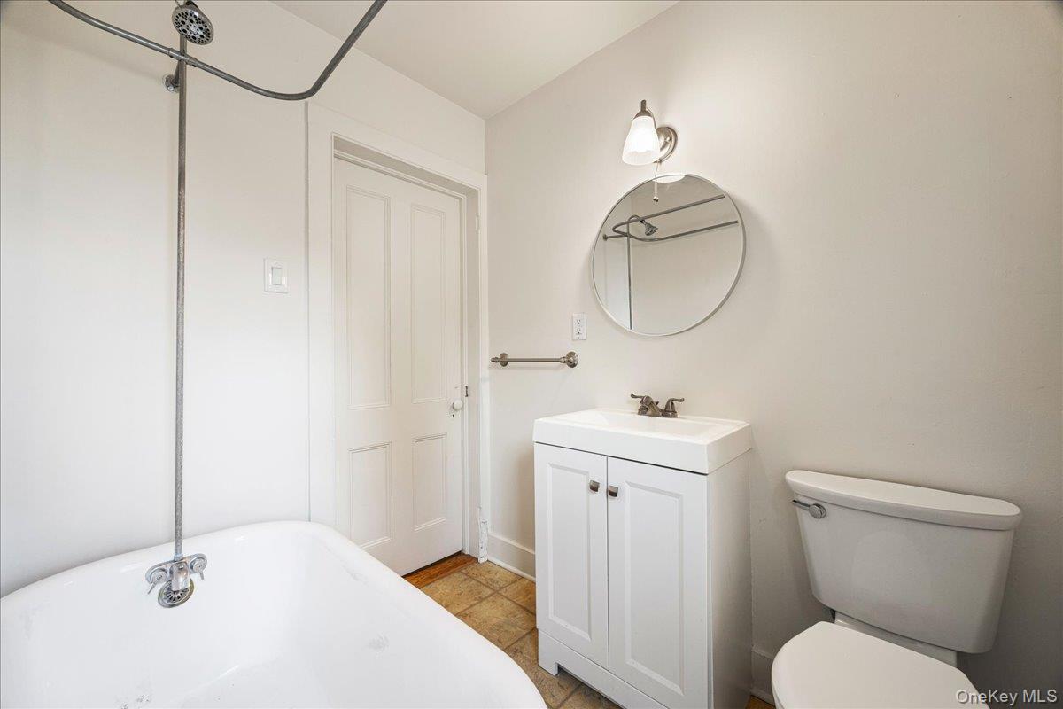 #18 photo, 26 High Street, Warwick , NY 10990