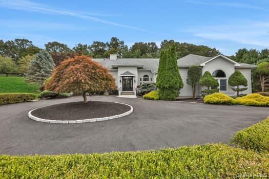 #3 photo, 14 Far Horizons Drive, Newburgh , NY 12550