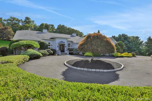 #4 photo, 14 Far Horizons Drive, Newburgh , NY 12550