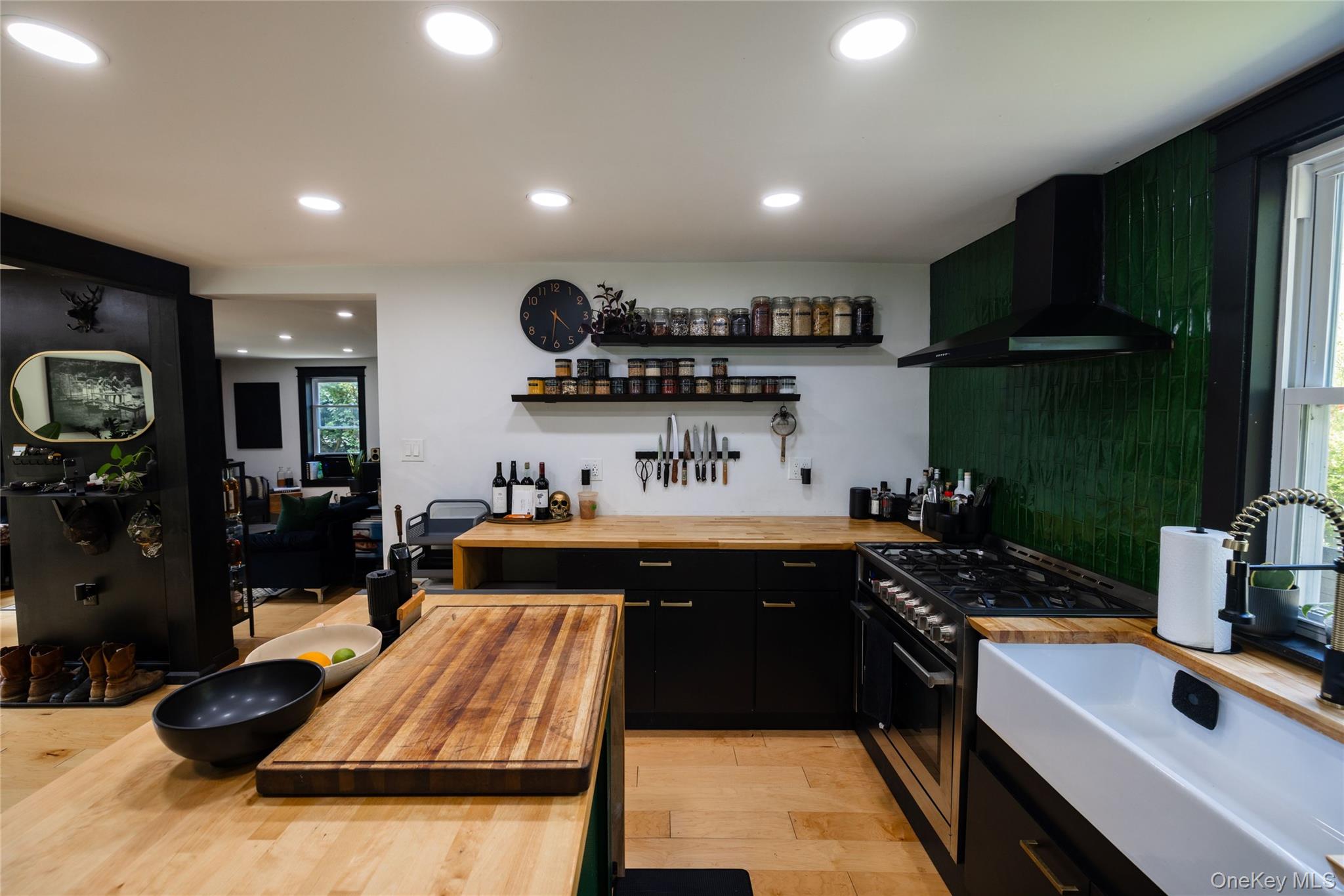 #7 photo, 5628 Route 9G, Hudson , NY 12534