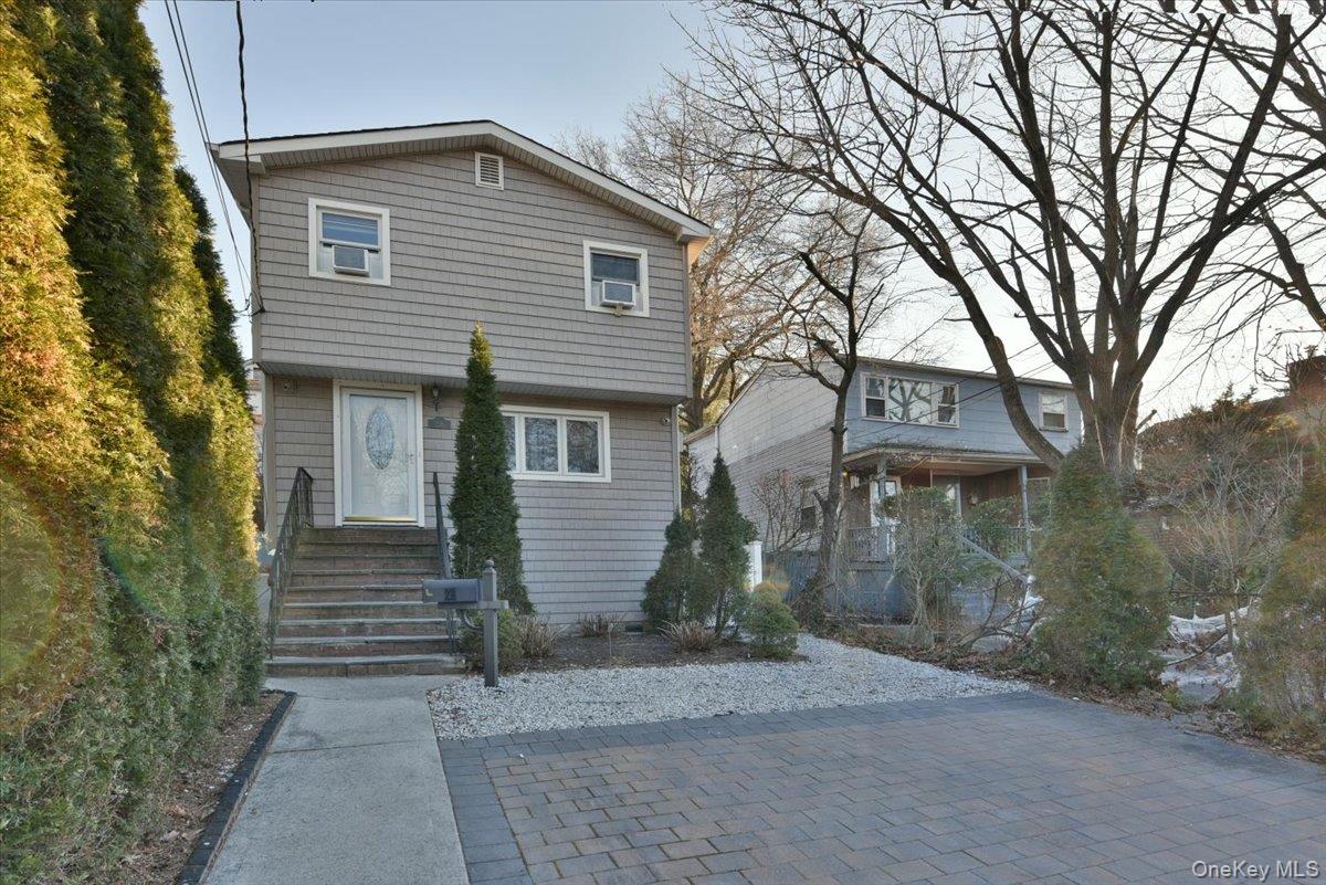 #1 photo, 28 Charles Street, ナッソー郡 Port Washington , NY 11050