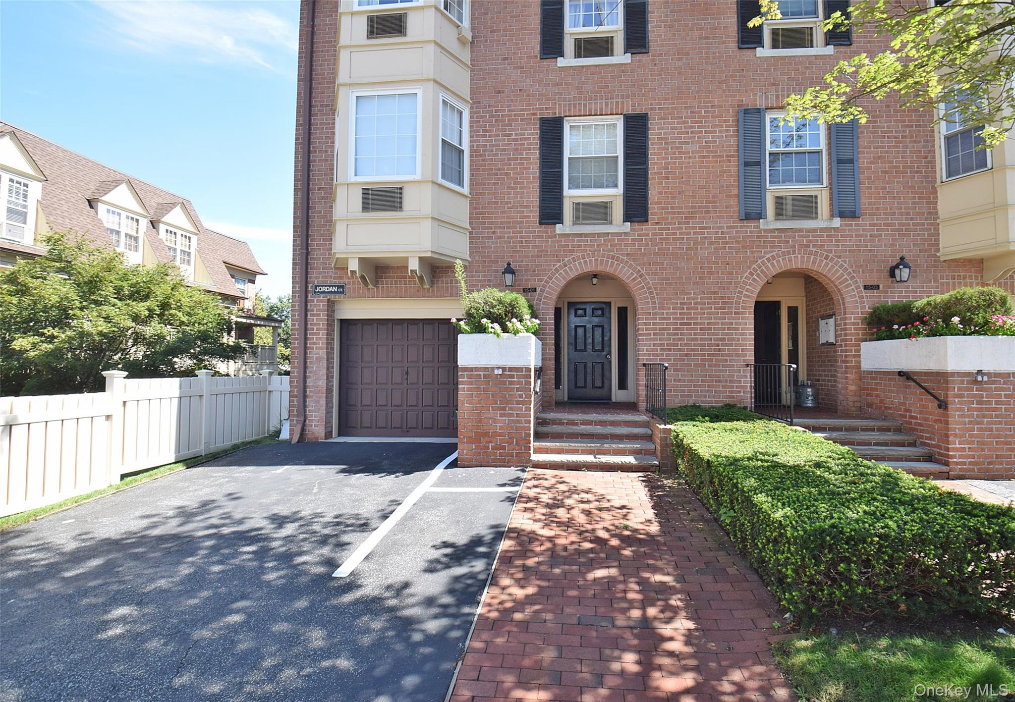 #1 photo, 15-01 Jordan Court, 皇后区 贝塞 Bayside , NY 11360