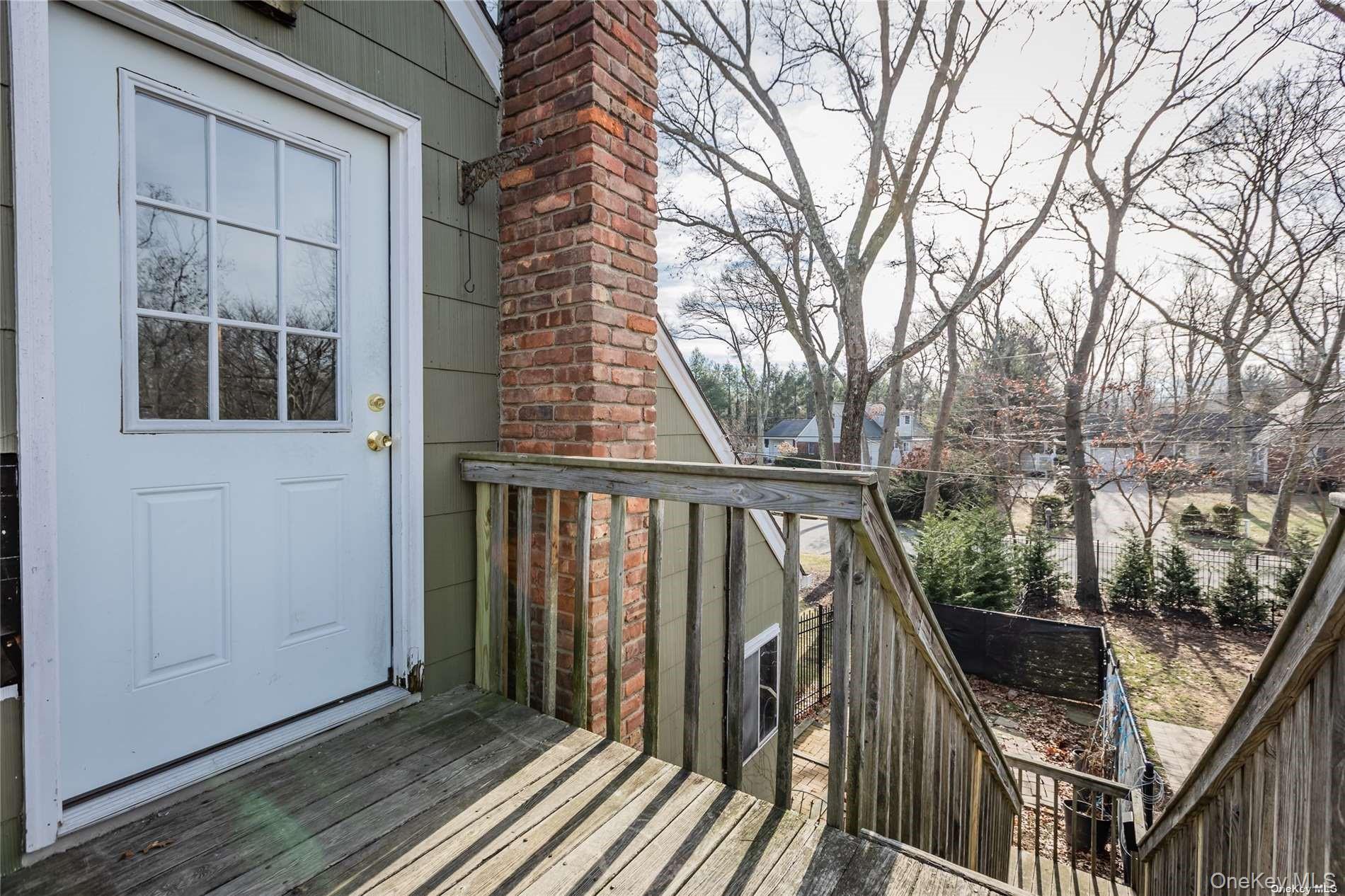 #1 photo, 36 Vine Lane, सफ़ोक काउंटी East Northport , NY 11731