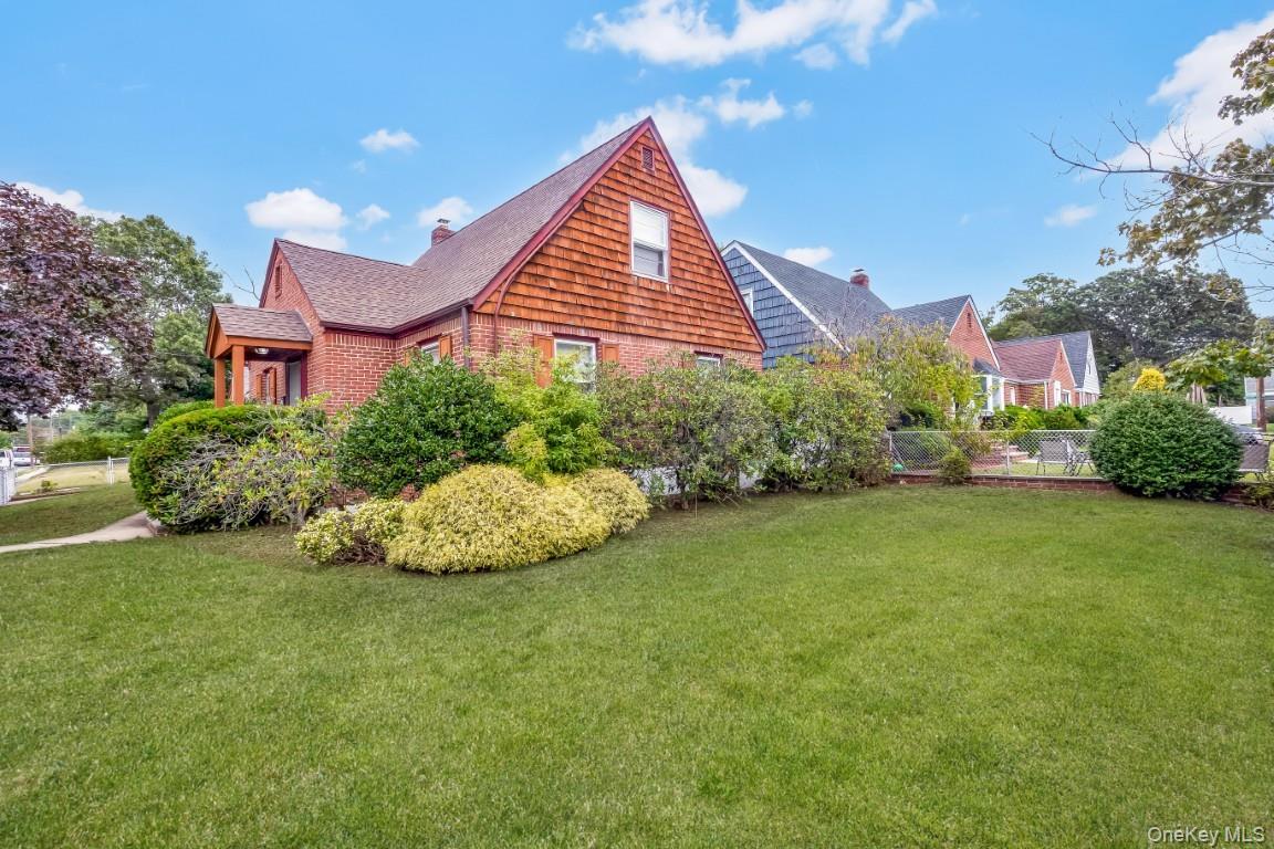 #3 photo, 853 Arthur Street, ナッソー郡 West Hempstead , NY 11552