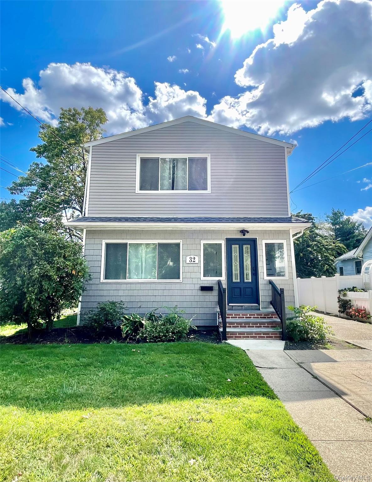 #3 photo, 32 Beechwood Street, ナッソー郡 Farmingdale , NY 11735