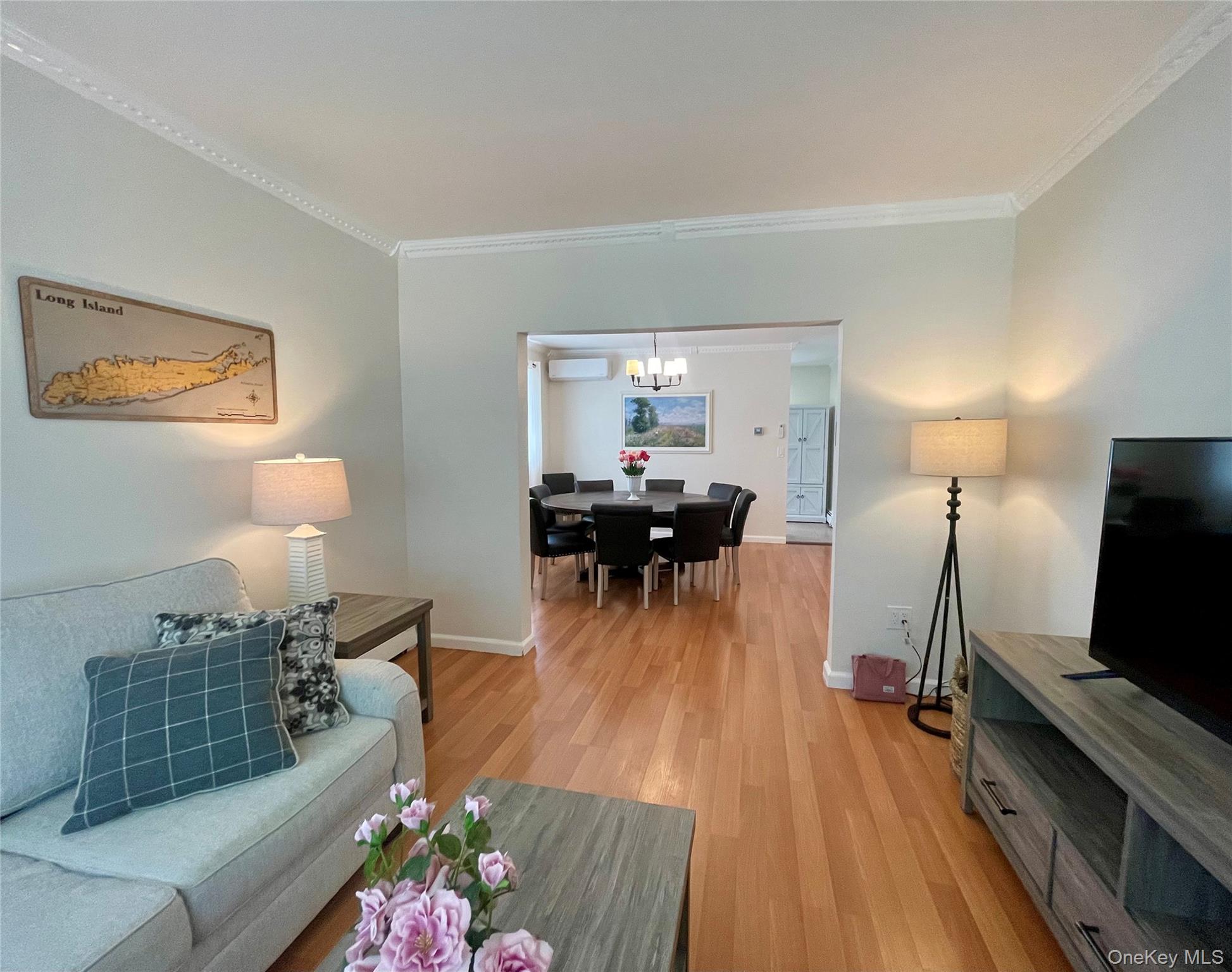 #6 photo, 32 Beechwood Street, ナッソー郡 Farmingdale , NY 11735