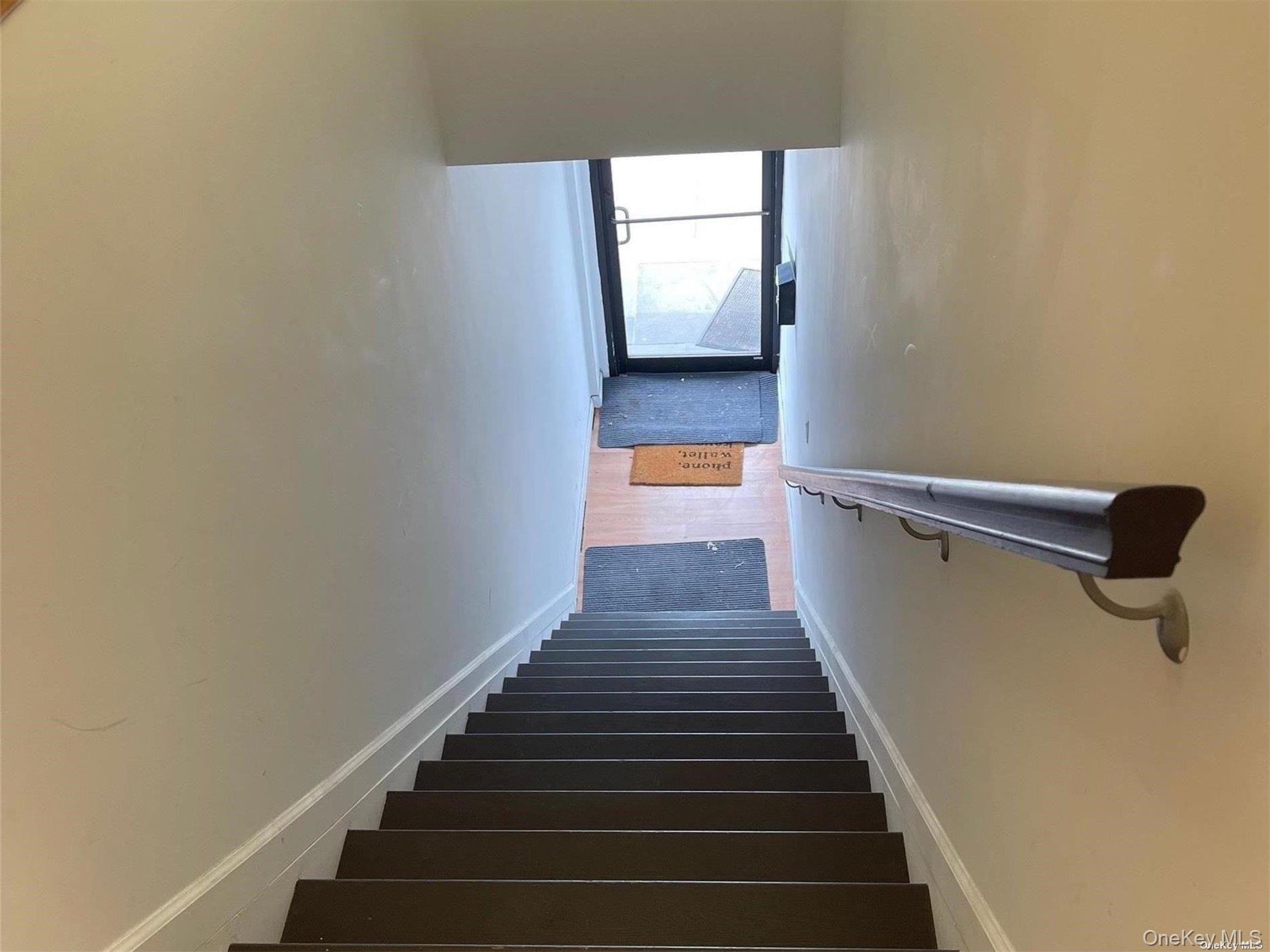 #15 photo, 109 E Main Street, サフォーク郡 Smithtown , NY 11787