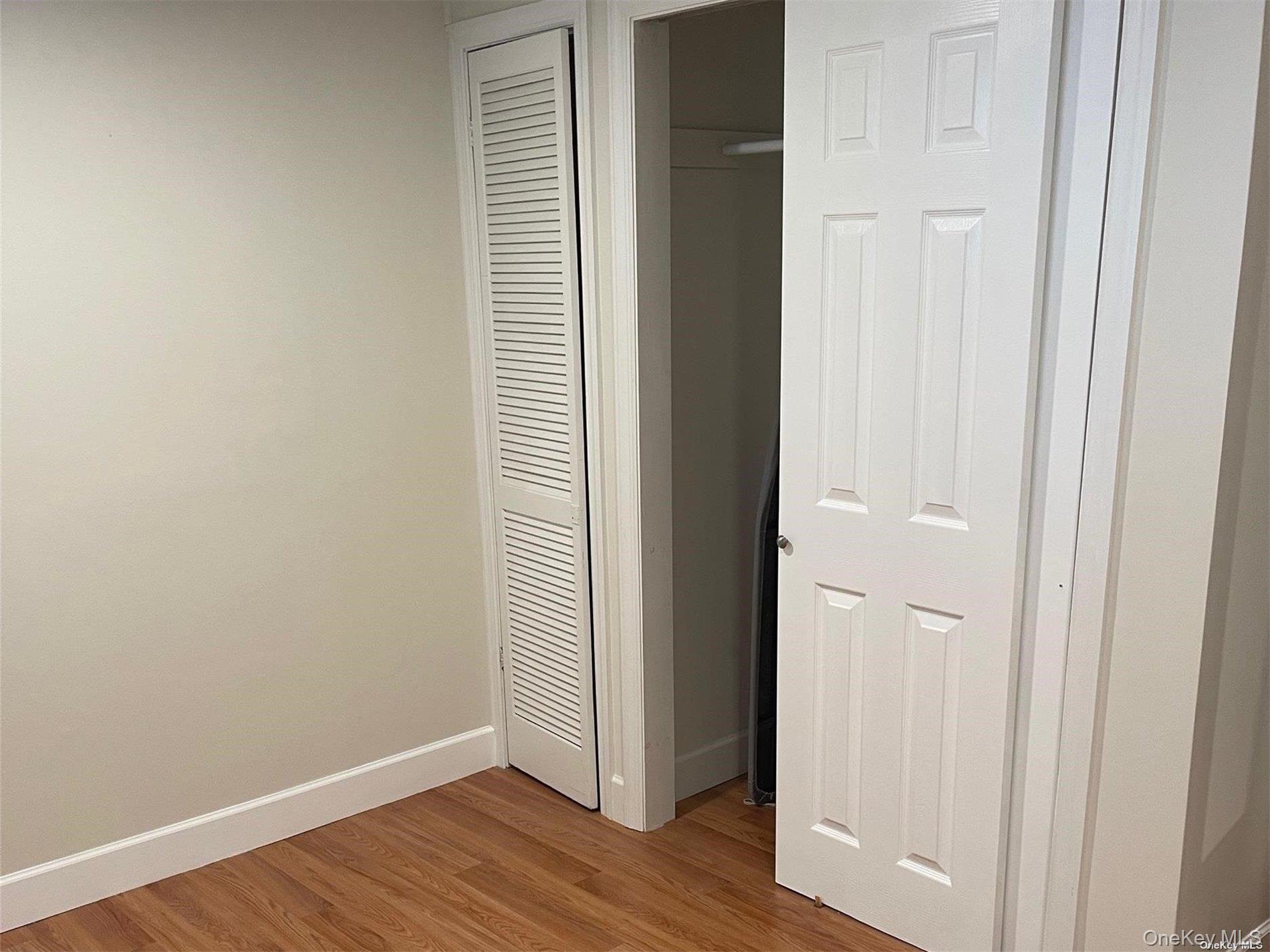 #9 photo, 109 E Main Street, サフォーク郡 Smithtown , NY 11787