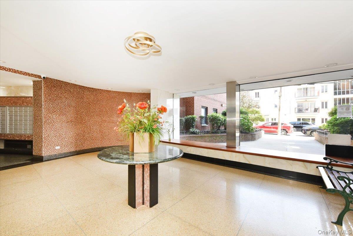 #5 photo, 2680 E 19th Street, ブルックリン区 Brooklyn , NY 11235