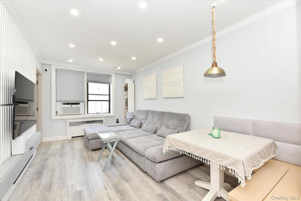 #9 photo, 2680 E 19th Street, ブルックリン区 Brooklyn , NY 11235