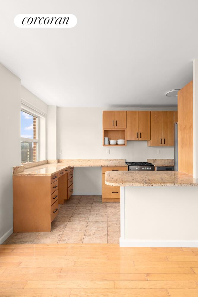 #3 photo, 80 LA SALLE Street, マンハッタン Morningside Heights , NY 10027