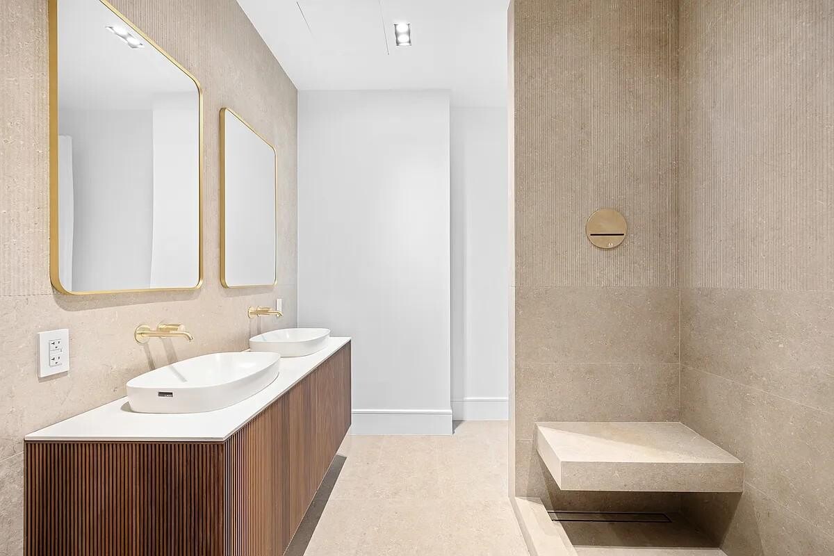 #6 photo, 28 HERBERT Street, Williamsburg,North , NY 11222