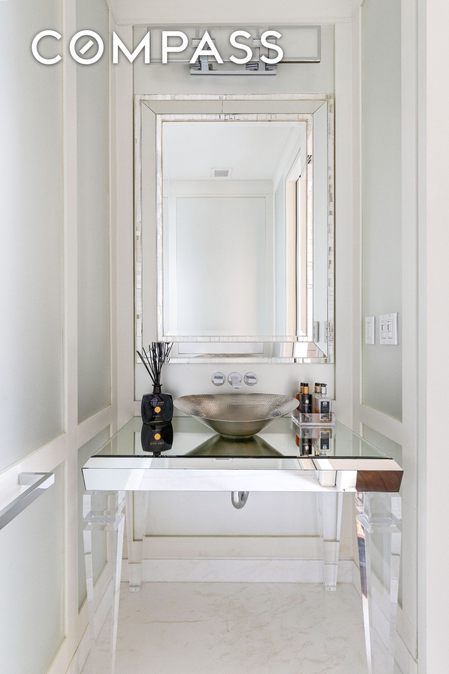 #11 photo, 20 W 53rd Street, マンハッタン Midtown Central , NY 10019