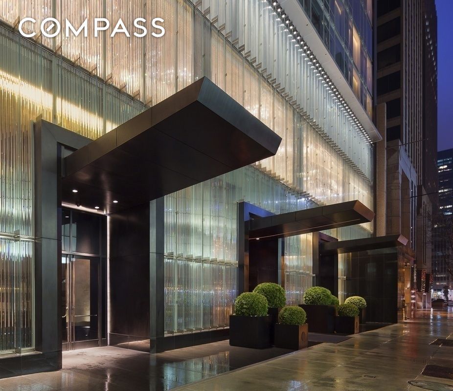 #13 photo, 20 W 53rd Street, マンハッタン Midtown Central , NY 10019