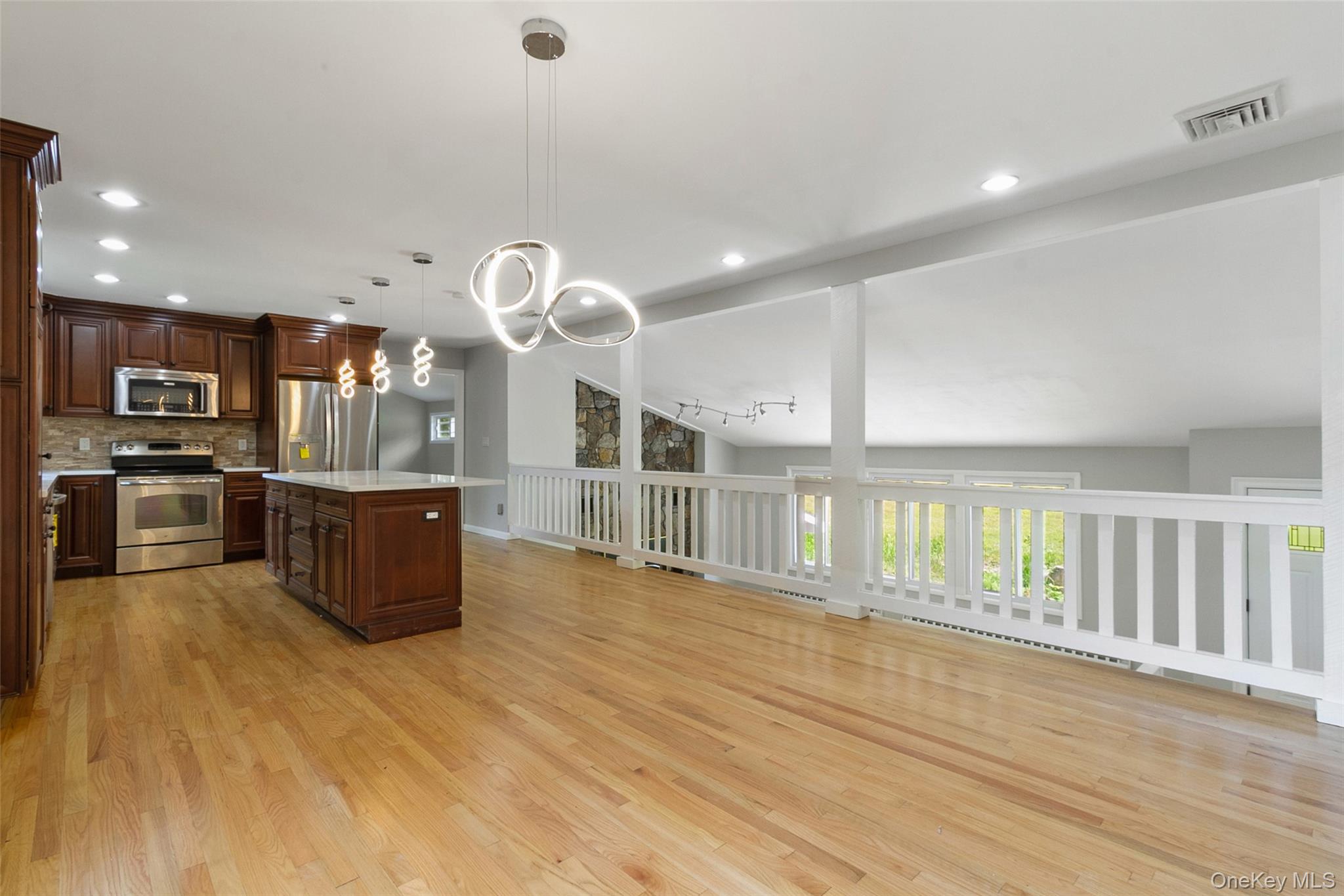 #7 photo, 51 Sherwood Hill Road, Brewster , NY 10509