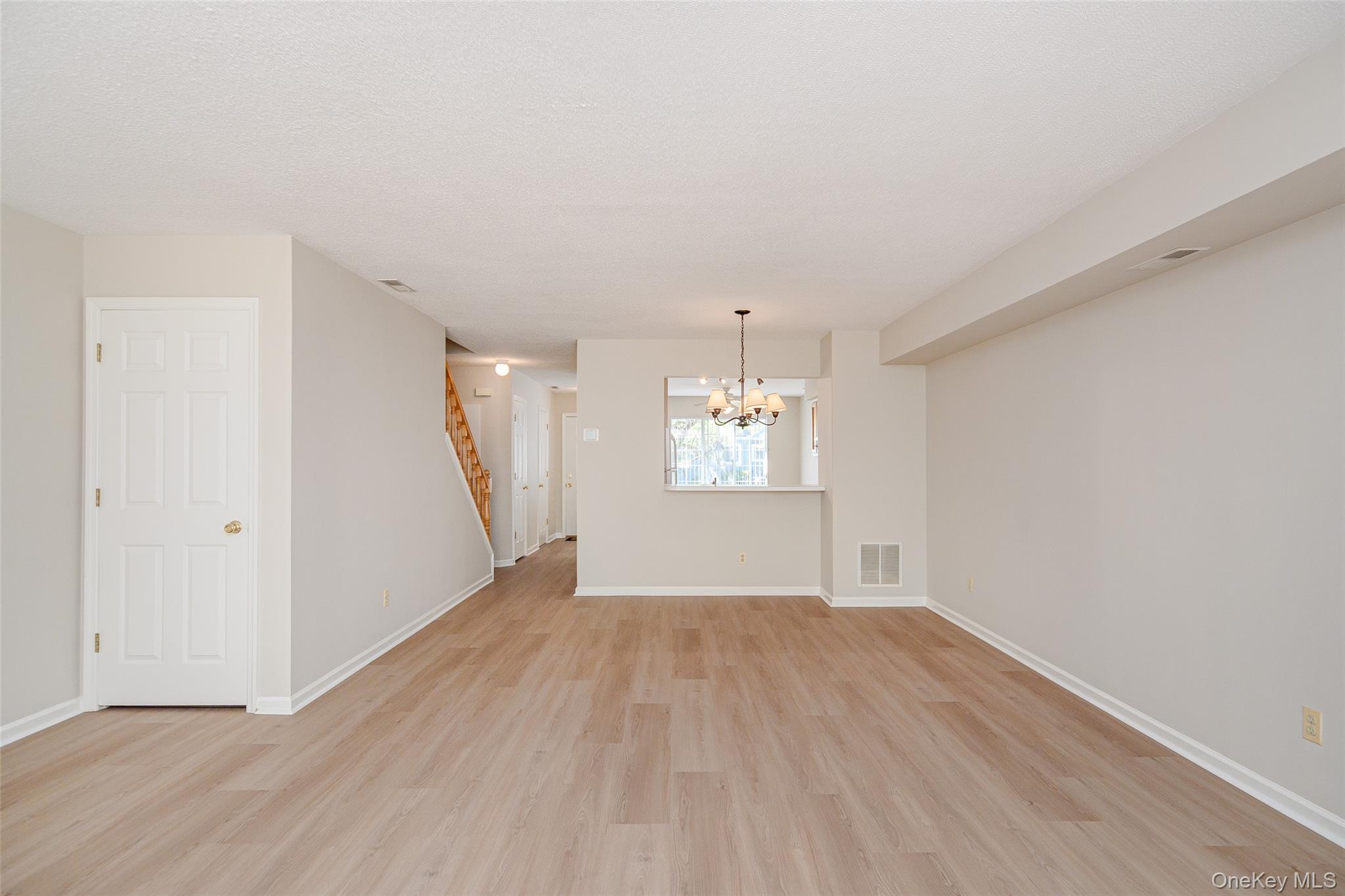 #10 photo, 1902 Dunhill Drive, Brewster , NY 10509