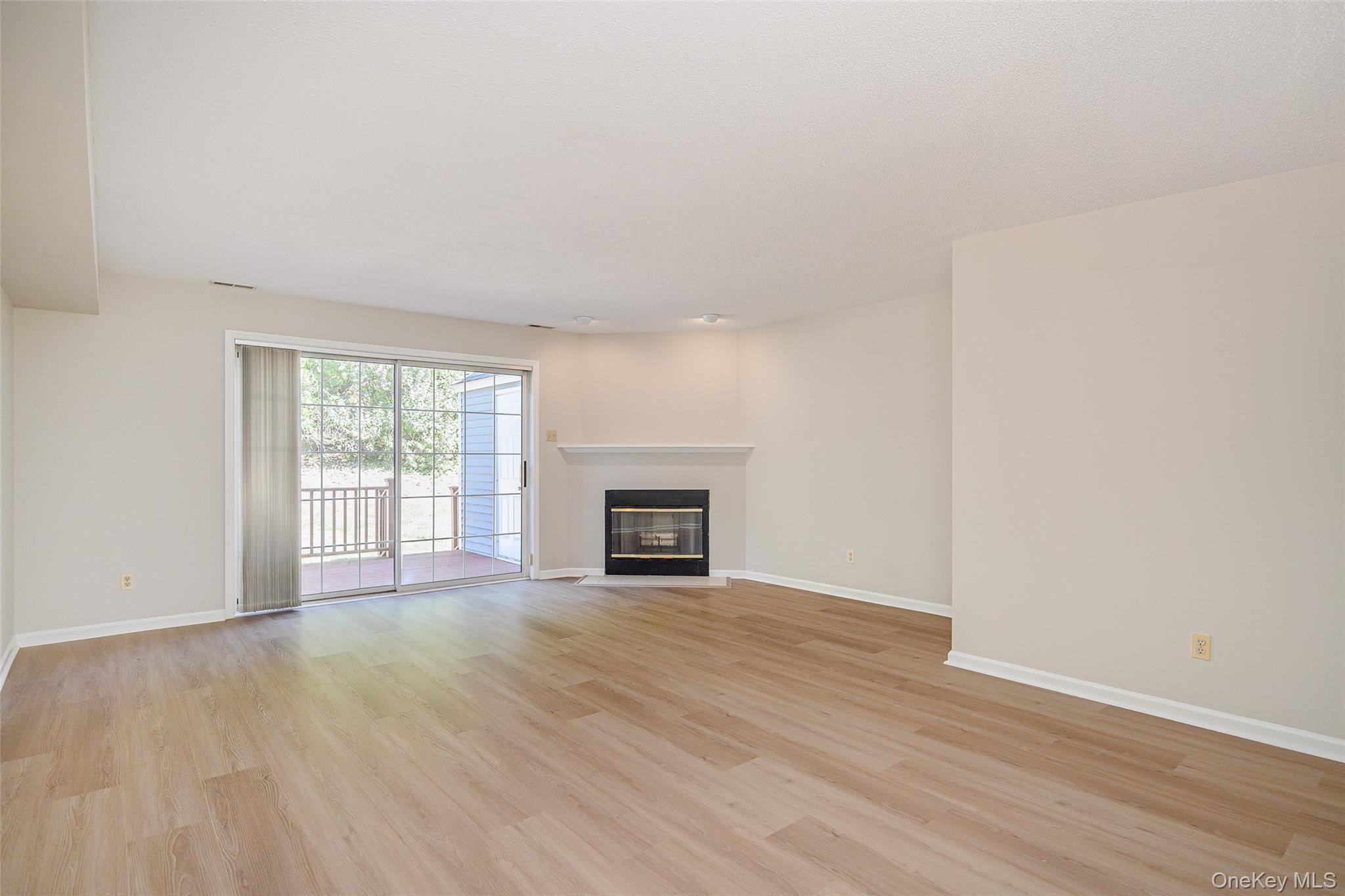 #11 photo, 1902 Dunhill Drive, Brewster , NY 10509