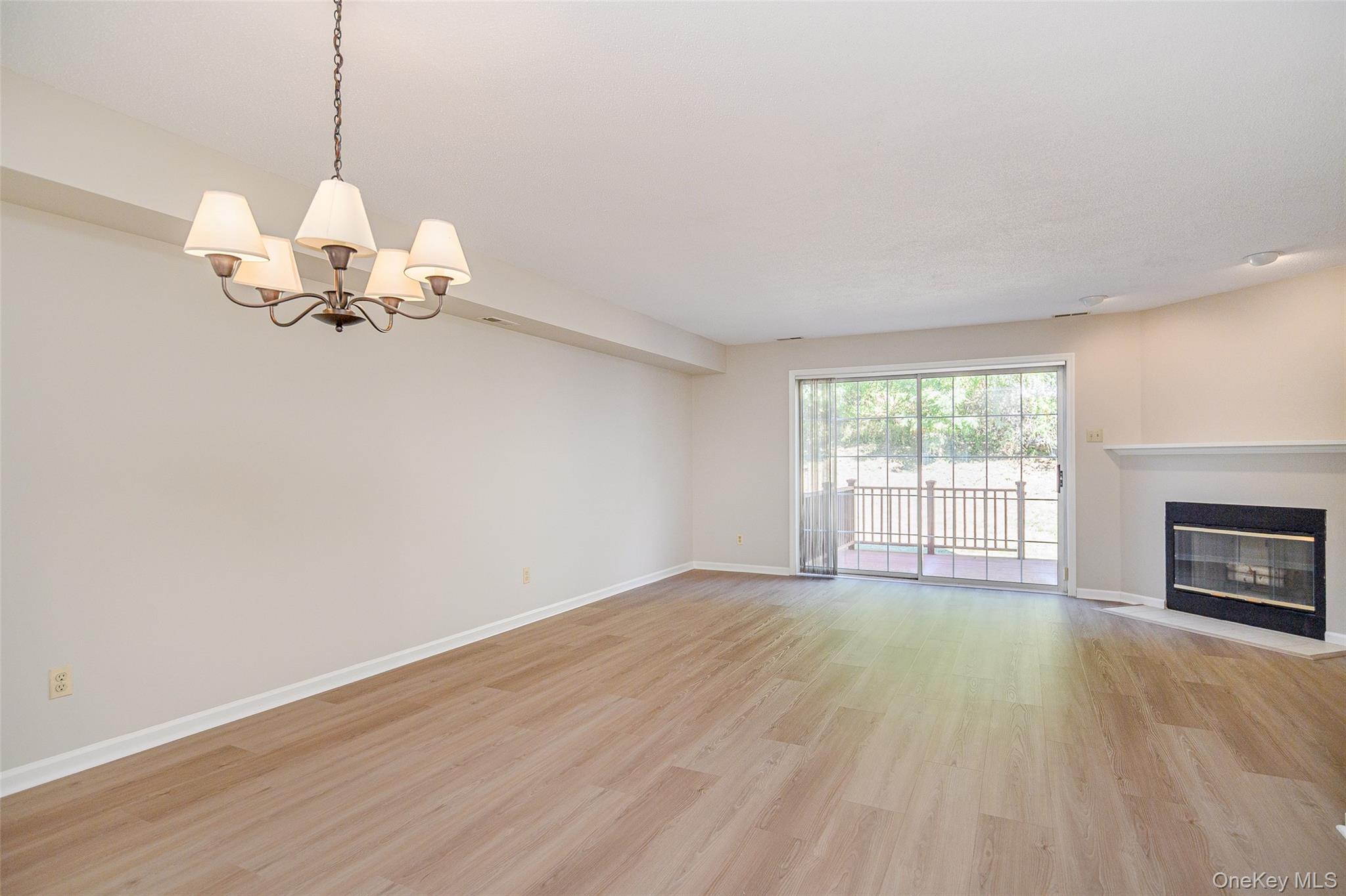 #12 photo, 1902 Dunhill Drive, Brewster , NY 10509