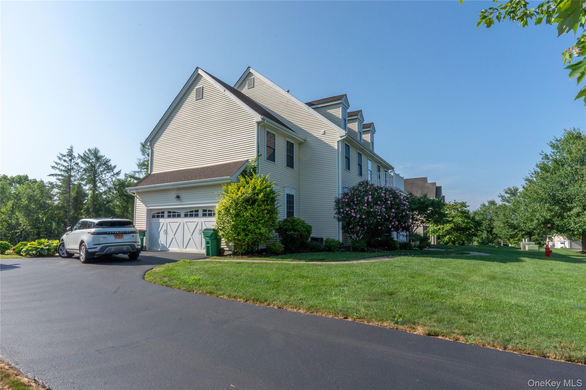 #2 photo, 226 Buttonwood Way, Hopewell Junction , NY 12533