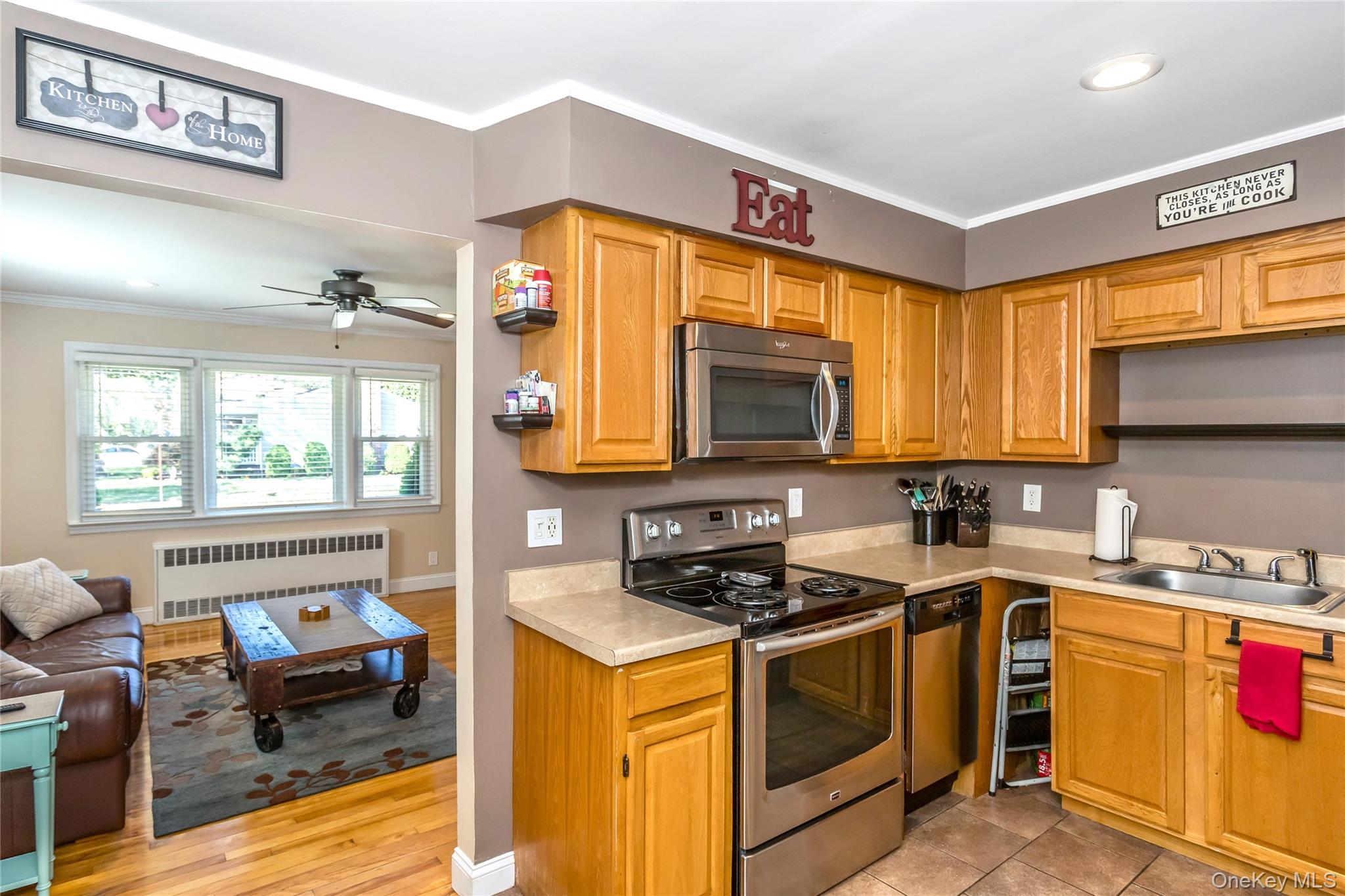 #10 photo, 174 N Nassau Avenue, ナッソー郡 Massapequa , NY 11758