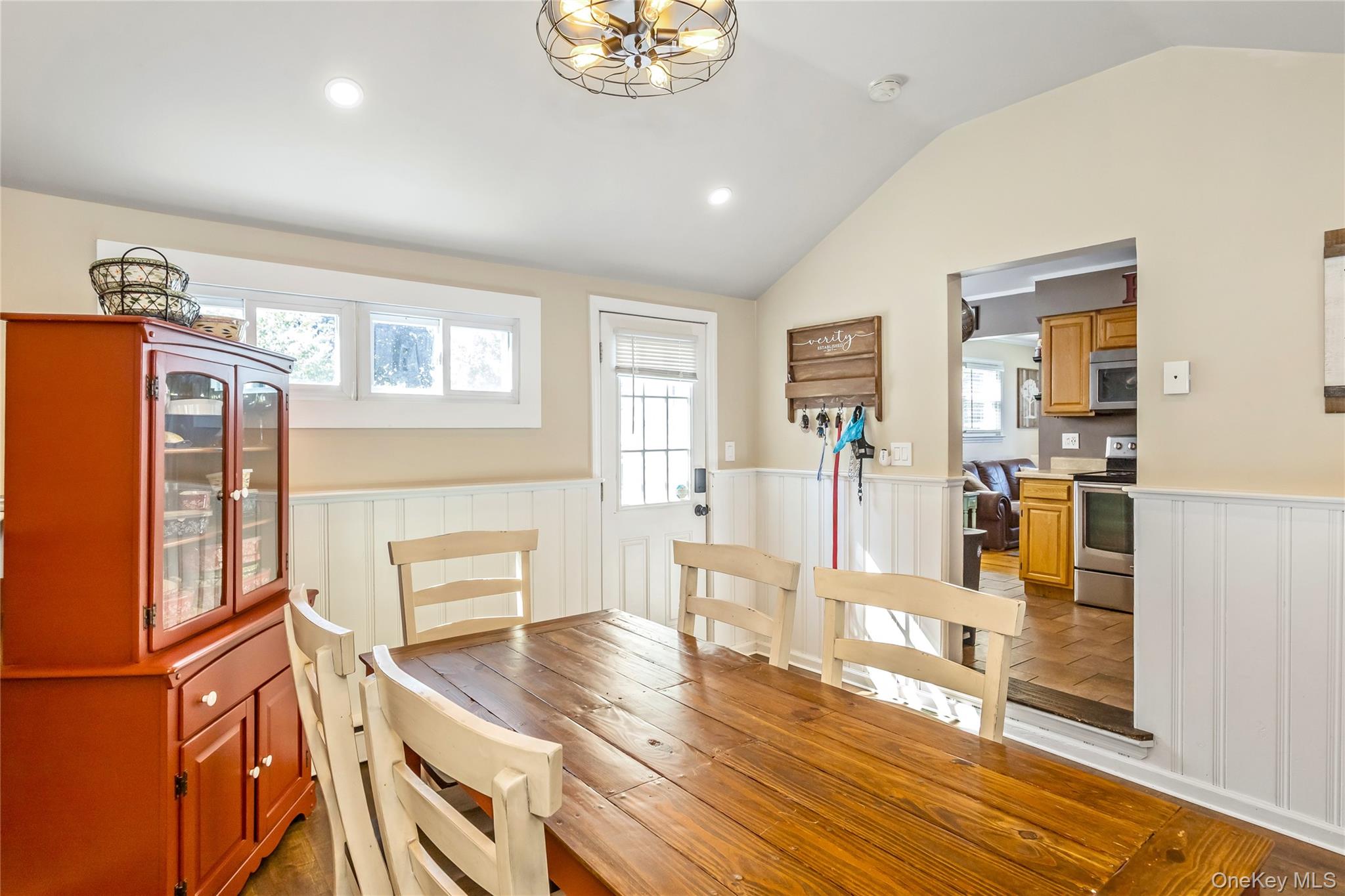 #12 photo, 174 N Nassau Avenue, ナッソー郡 Massapequa , NY 11758