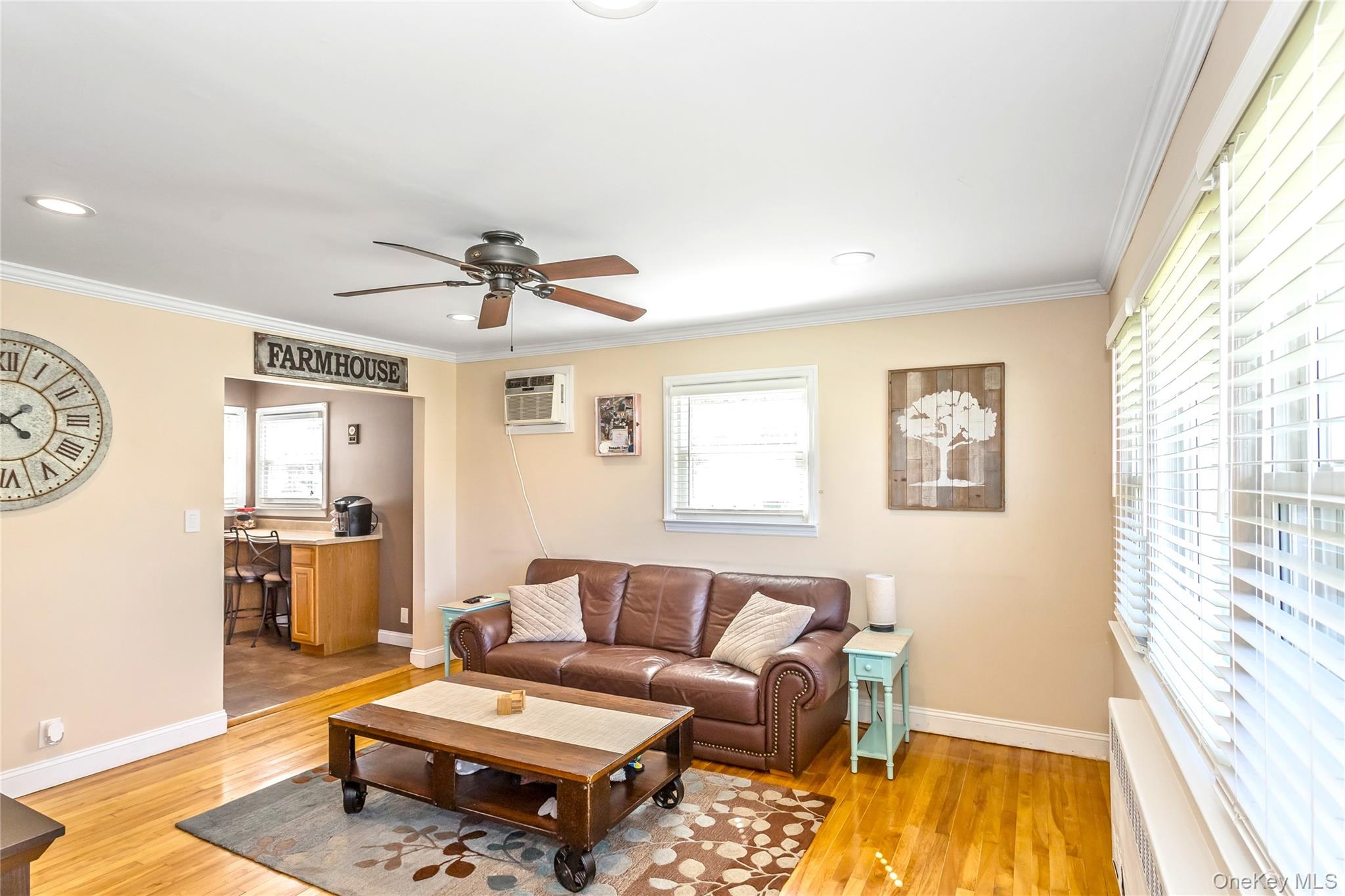 #4 photo, 174 N Nassau Avenue, ナッソー郡 Massapequa , NY 11758