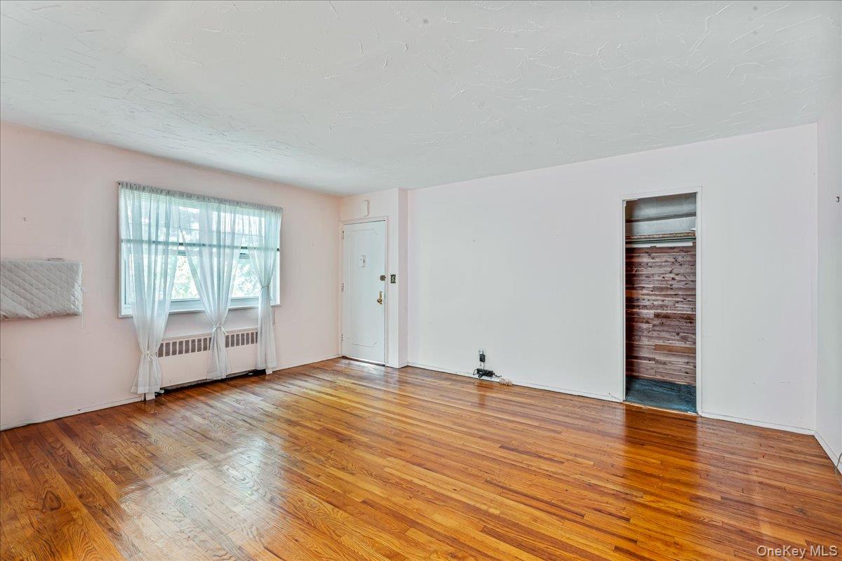 #5 photo, 249-30 57 Avenue, クイーンズ区 Little Neck , NY 11362