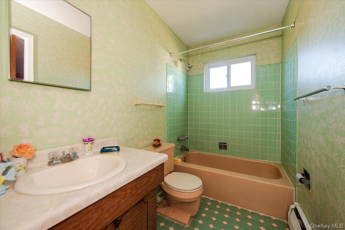 #16 photo, 10 Meadow Road, ナッソー郡 Inwood , NY 11096