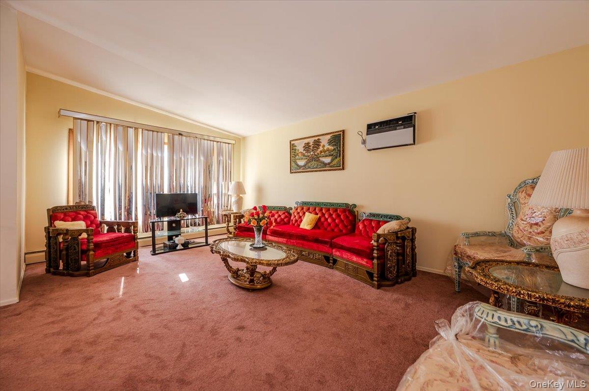 #4 photo, 10 Meadow Road, ナッソー郡 Inwood , NY 11096