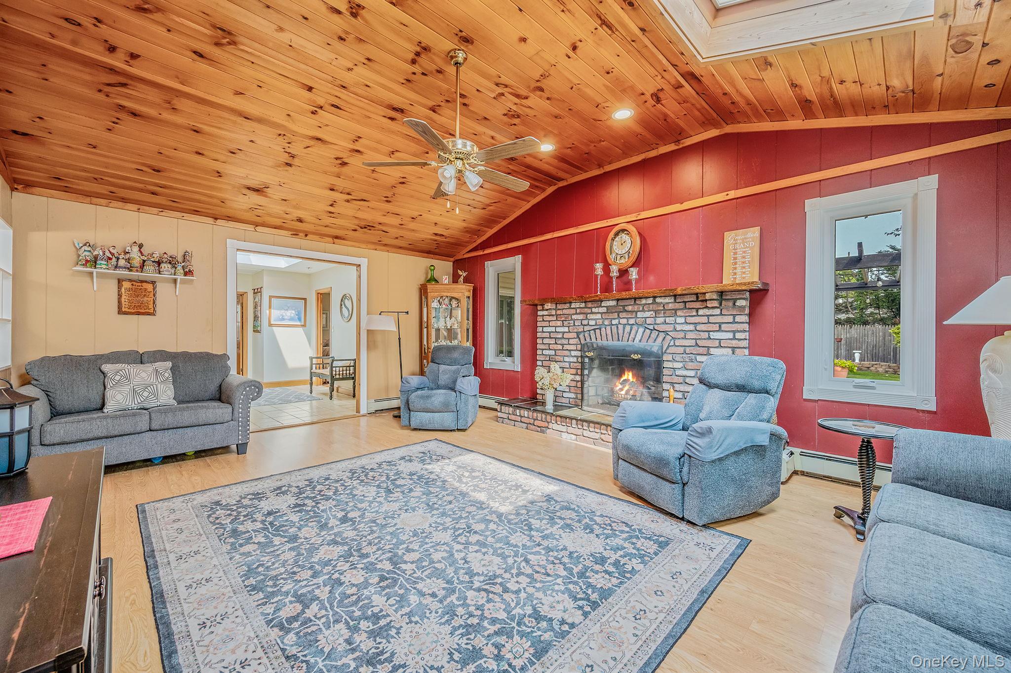 #10 photo, 21 Windermere Drive, サフォーク郡 Holbrook , NY 11741