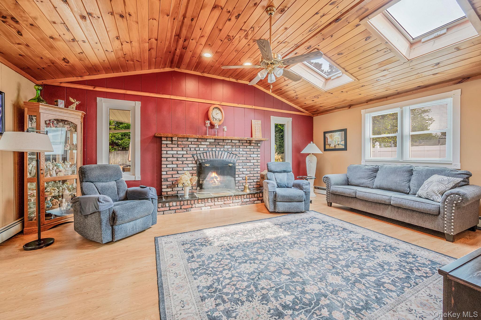 #9 photo, 21 Windermere Drive, サフォーク郡 Holbrook , NY 11741