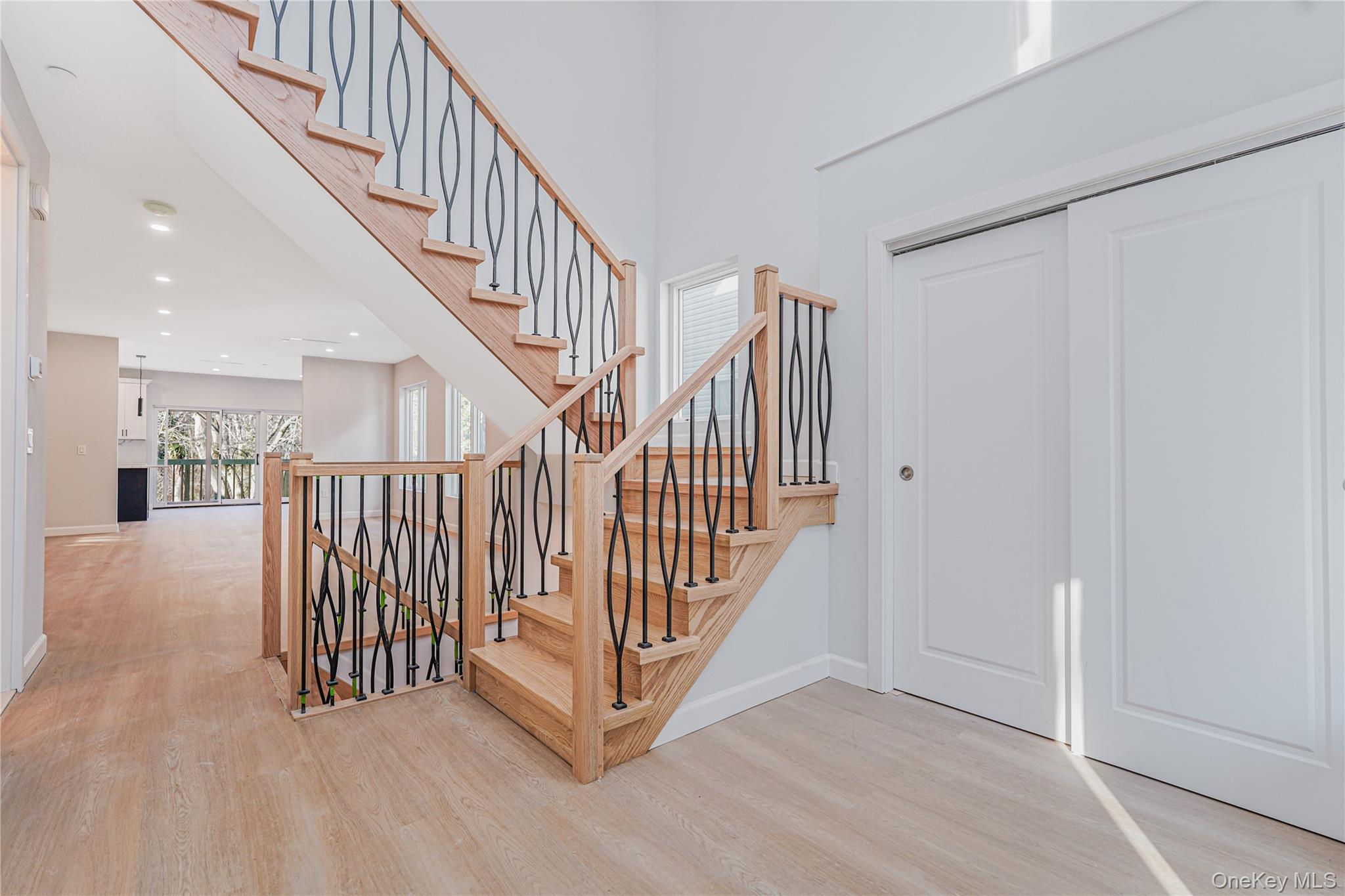 #4 photo, 50 Poillon Ave, スタテンアイランド Staten Island , NY 10312