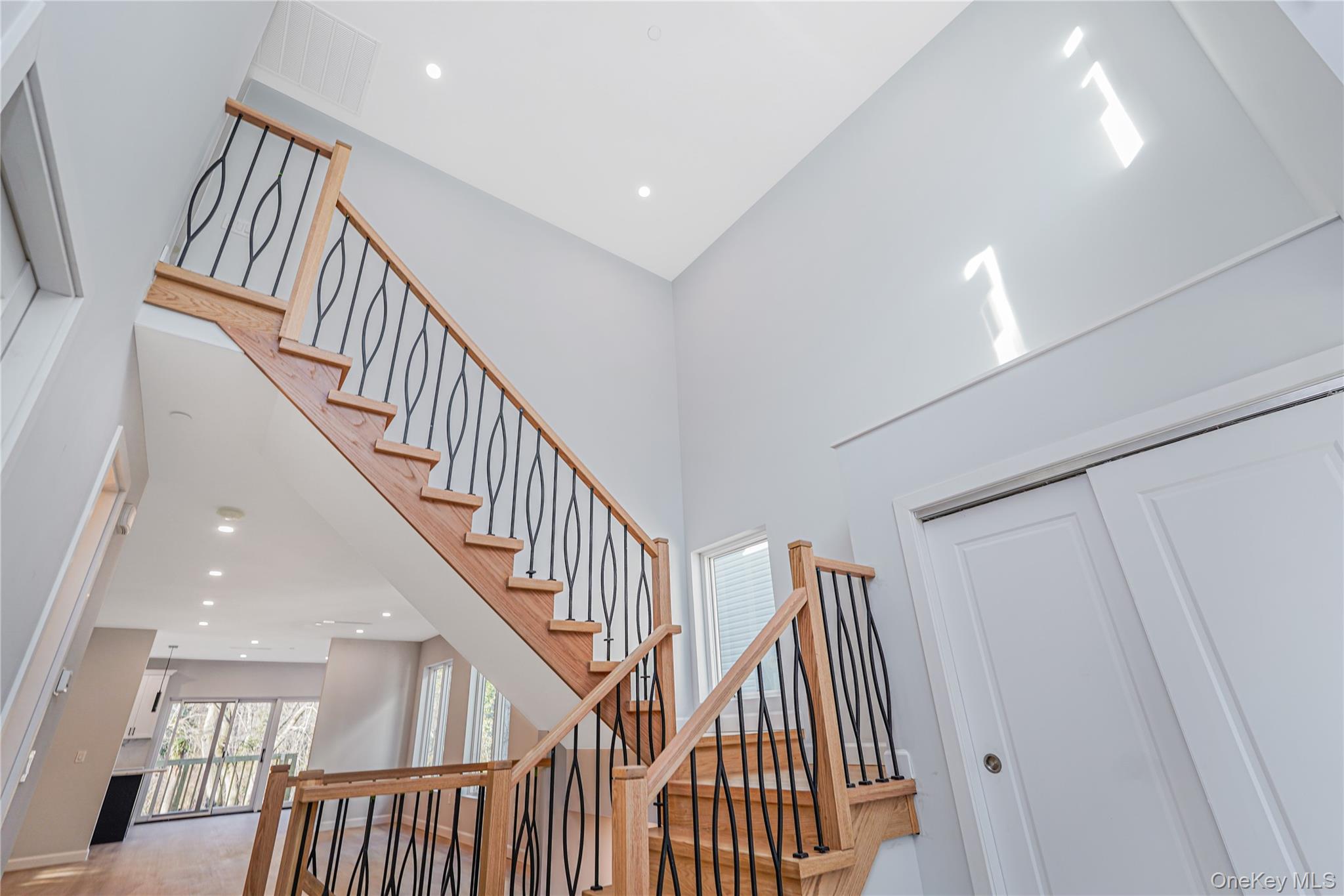 #5 photo, 50 Poillon Ave, スタテンアイランド Staten Island , NY 10312